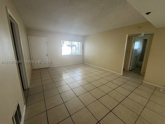 HORIZONS WEST CONDO #9 - Residential