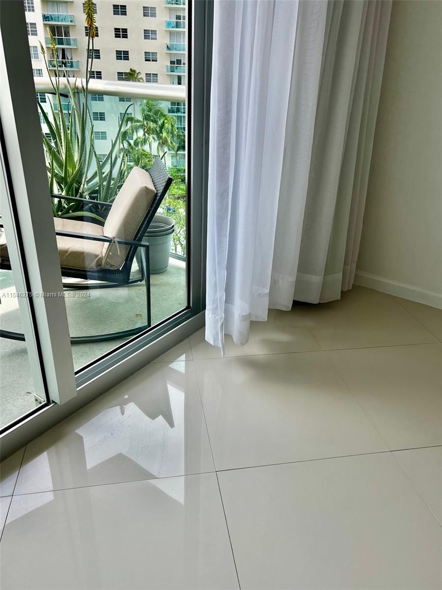 OCEANVIEW BUILDING B COND - Residential Lease