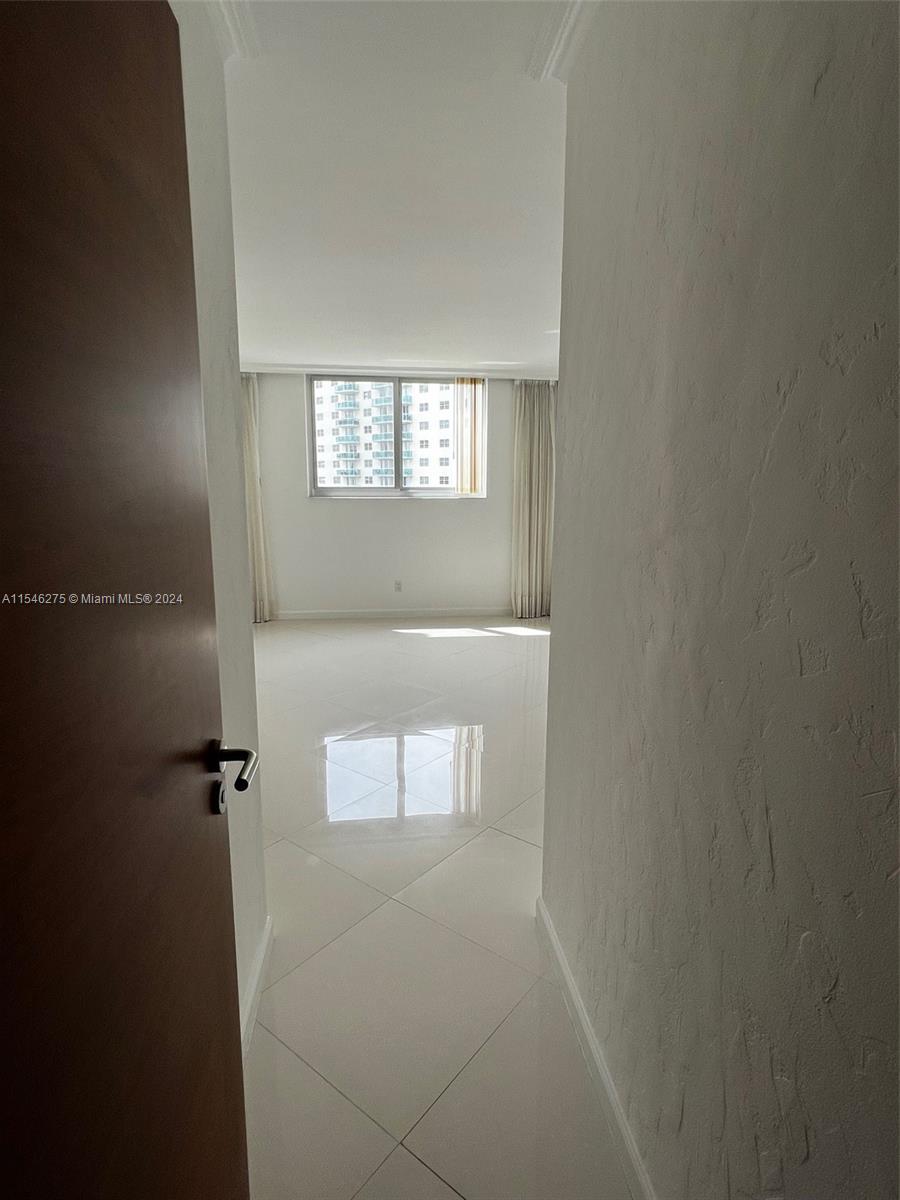 OCEANVIEW BUILDING B COND - Residential Lease