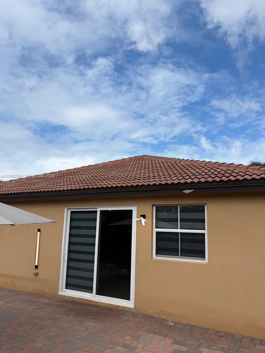 HEMINGWAY POINT - Residential