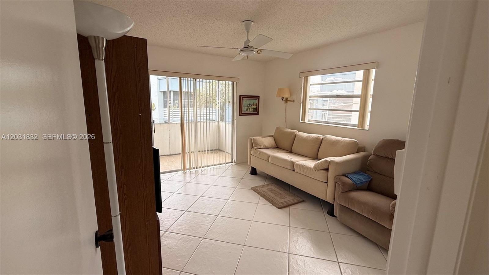 KINGS POINT PIEDMONT COND - Residential Lease