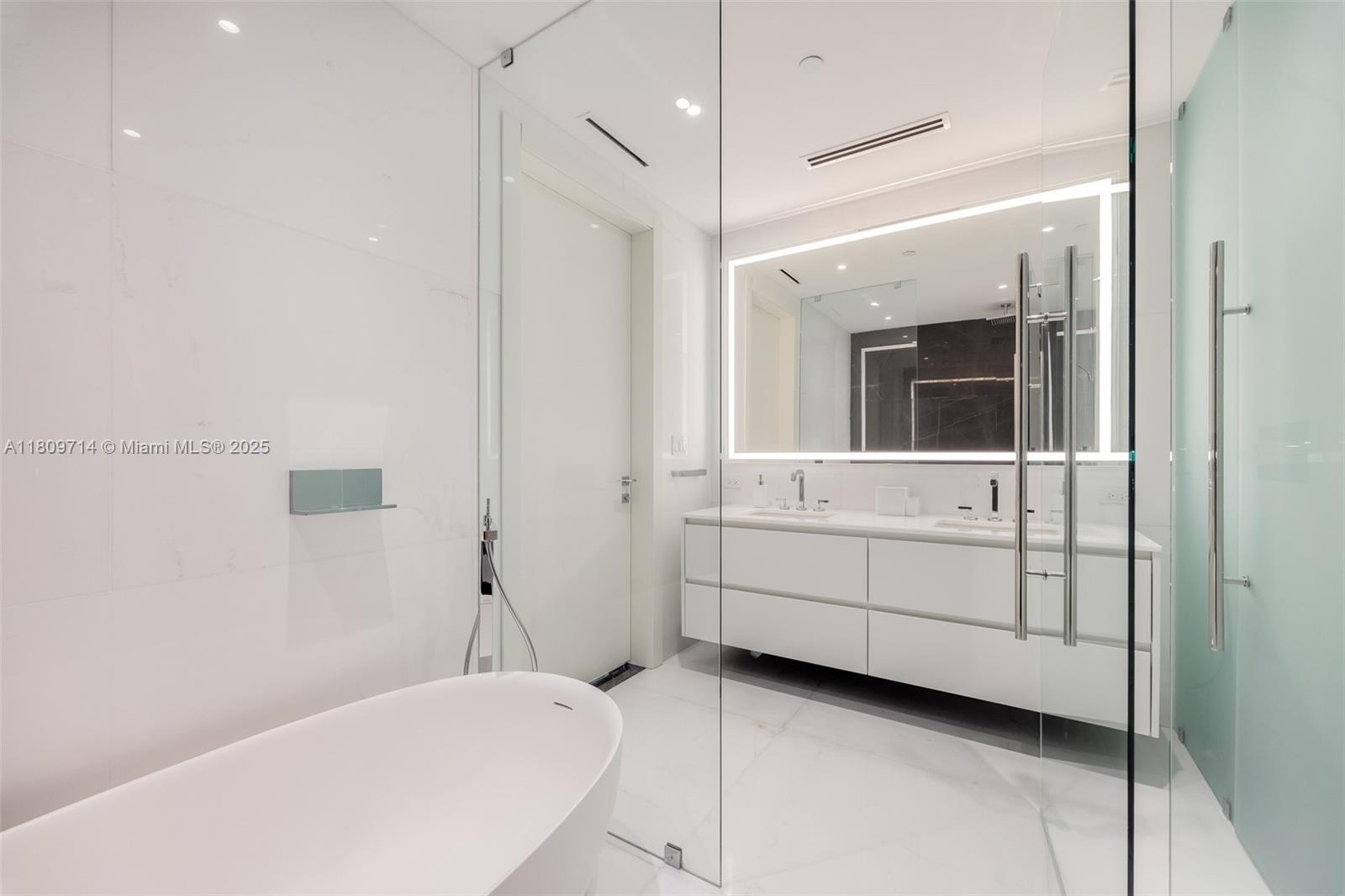Aston Martin Residences - Residential