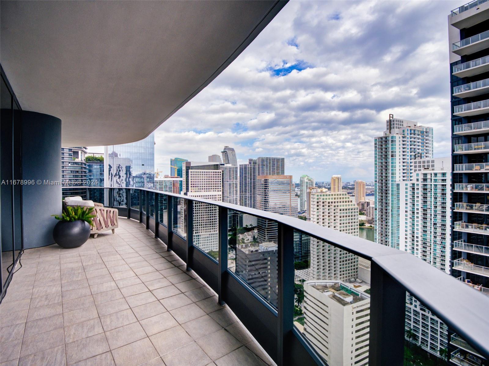 BRICKELL FLATIRON CONDO - Residential