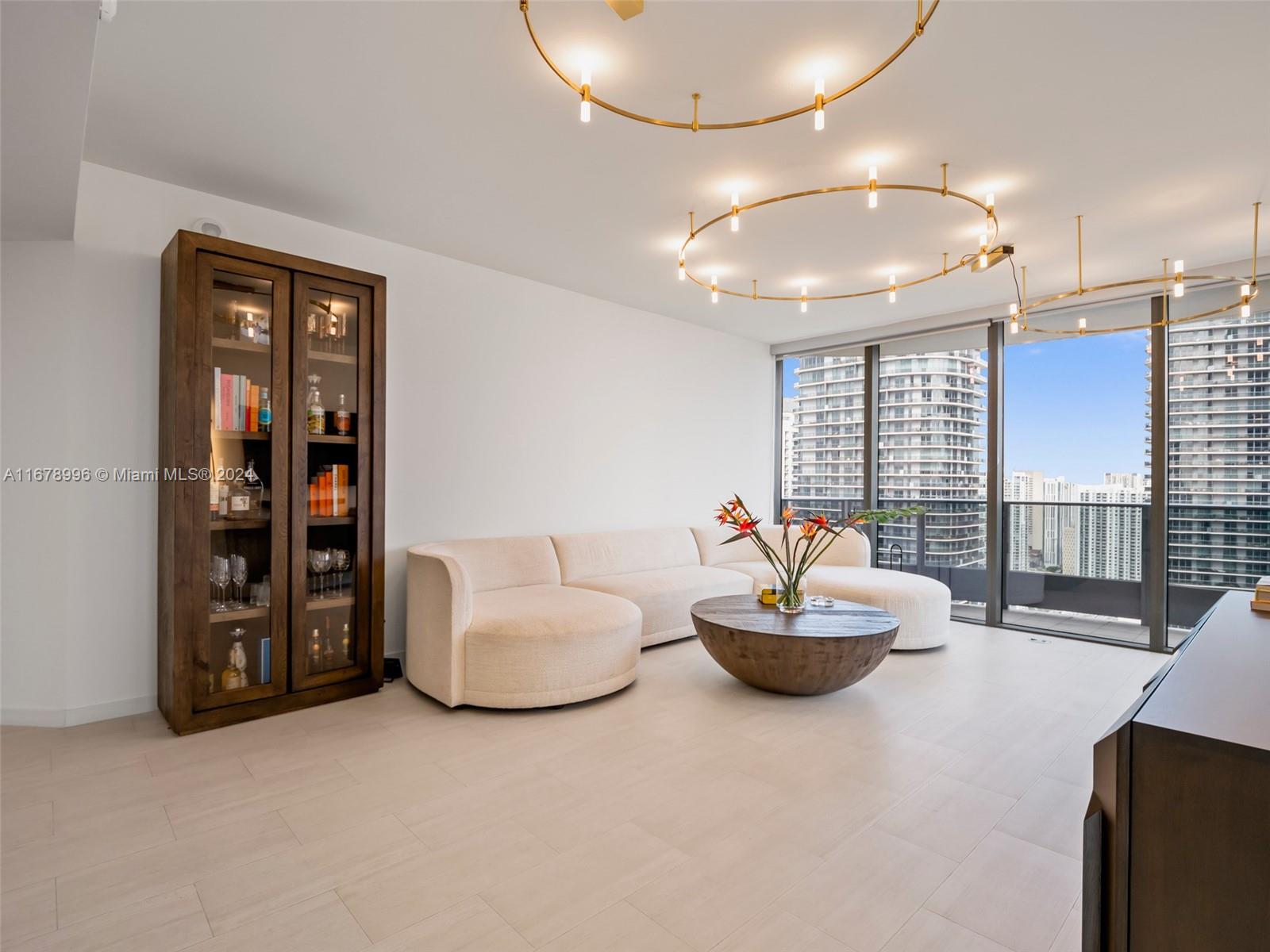 BRICKELL FLATIRON CONDO - Residential