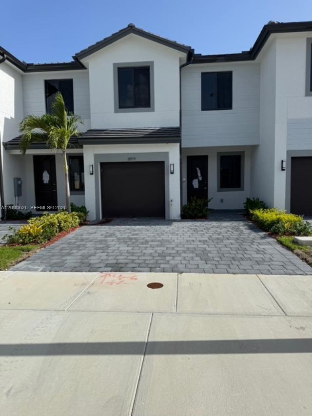 CENTURY PARK SQUARE - Residential