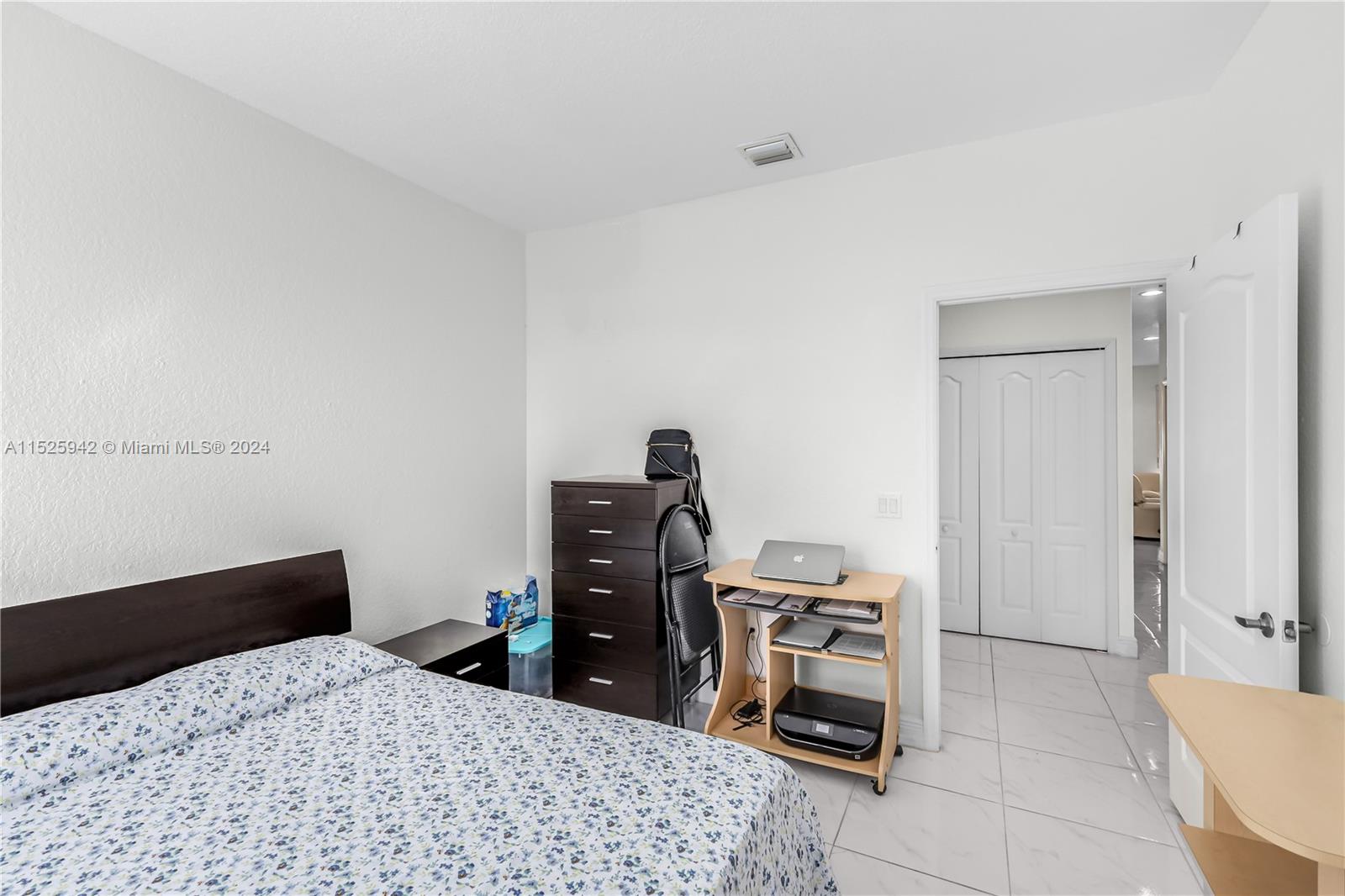 COURTYARDS TWO CONDO - Residential Lease
