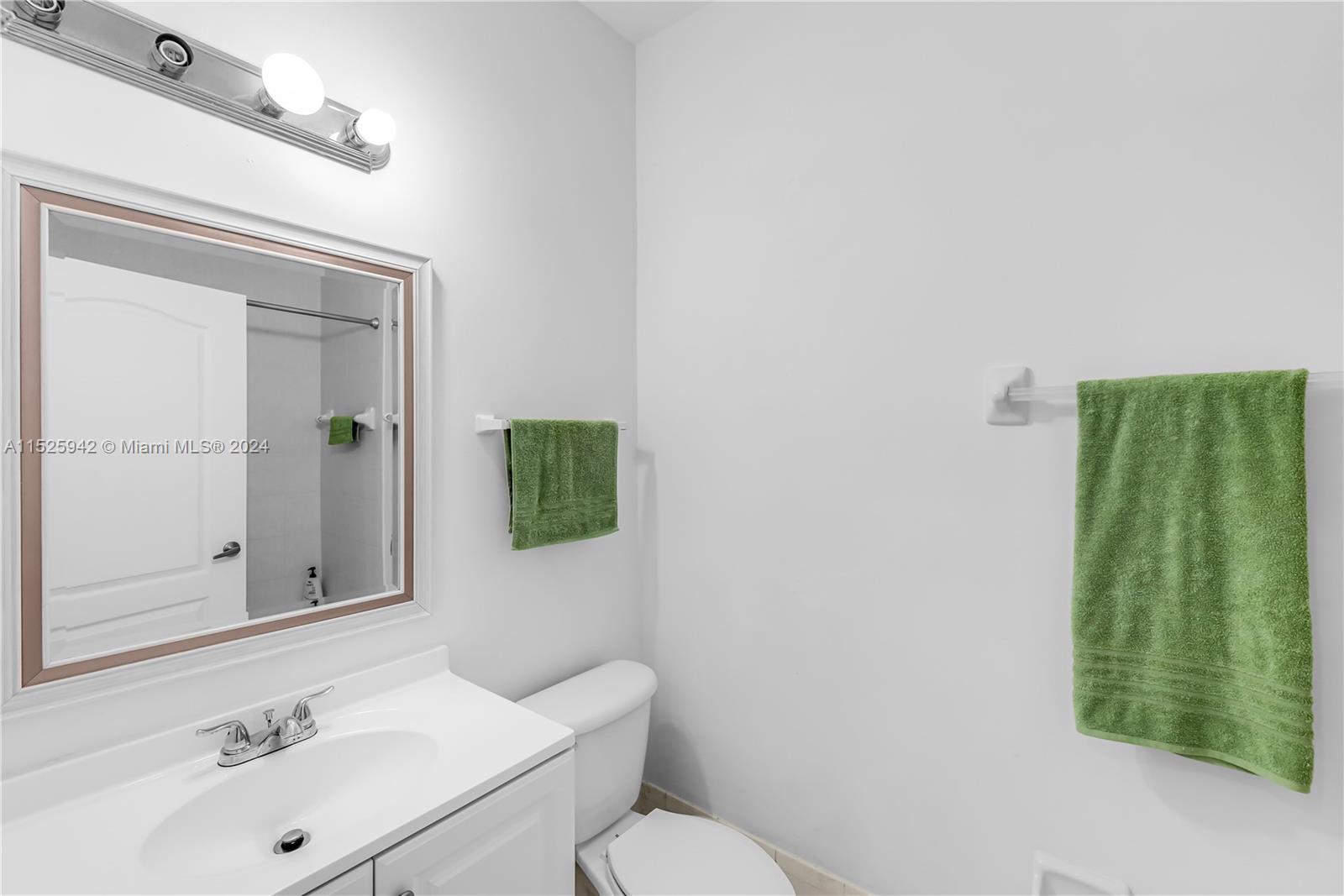 COURTYARDS TWO CONDO - Residential Lease