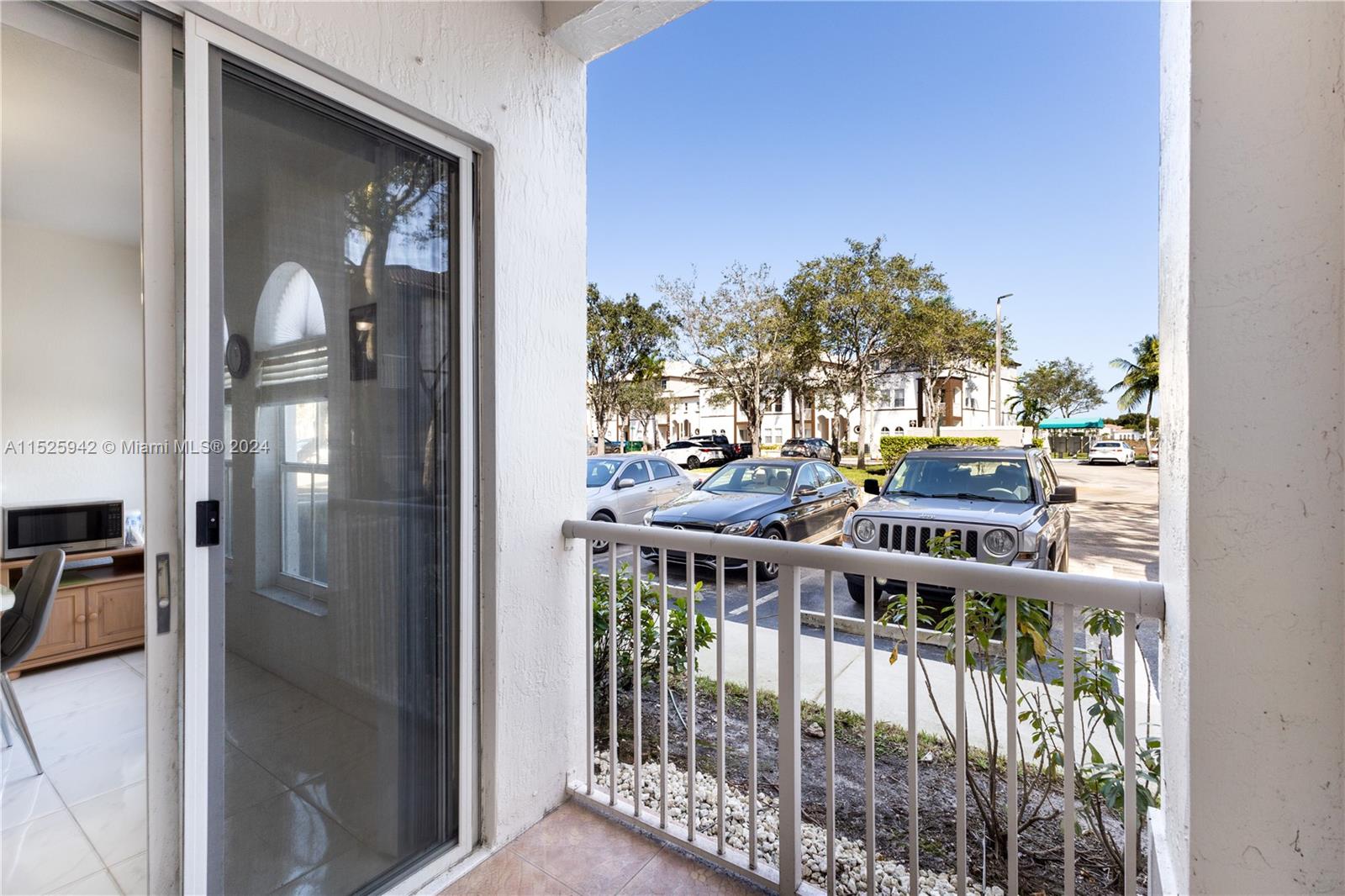 COURTYARDS TWO CONDO - Residential Lease