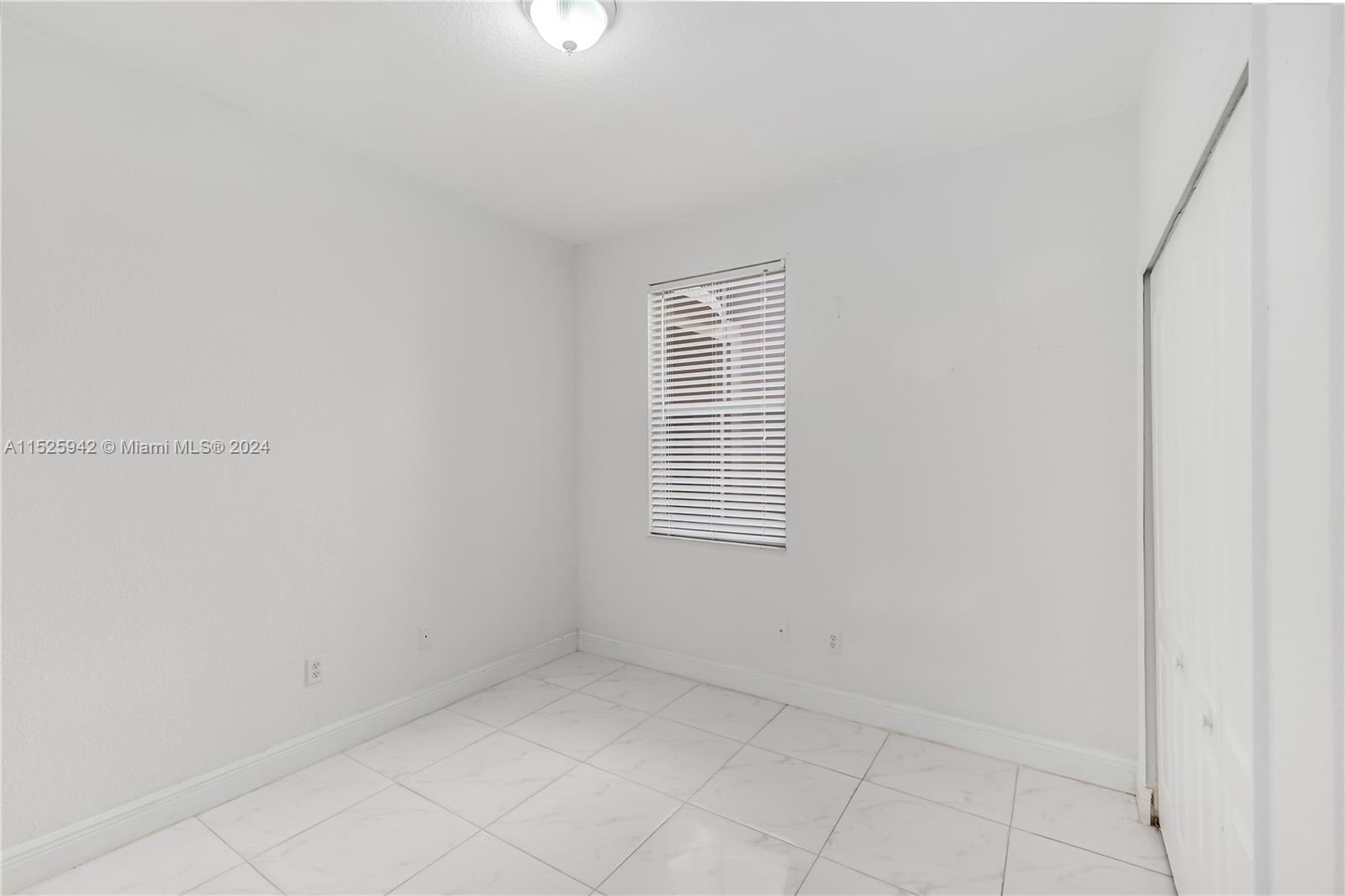 COURTYARDS TWO CONDO - Residential Lease