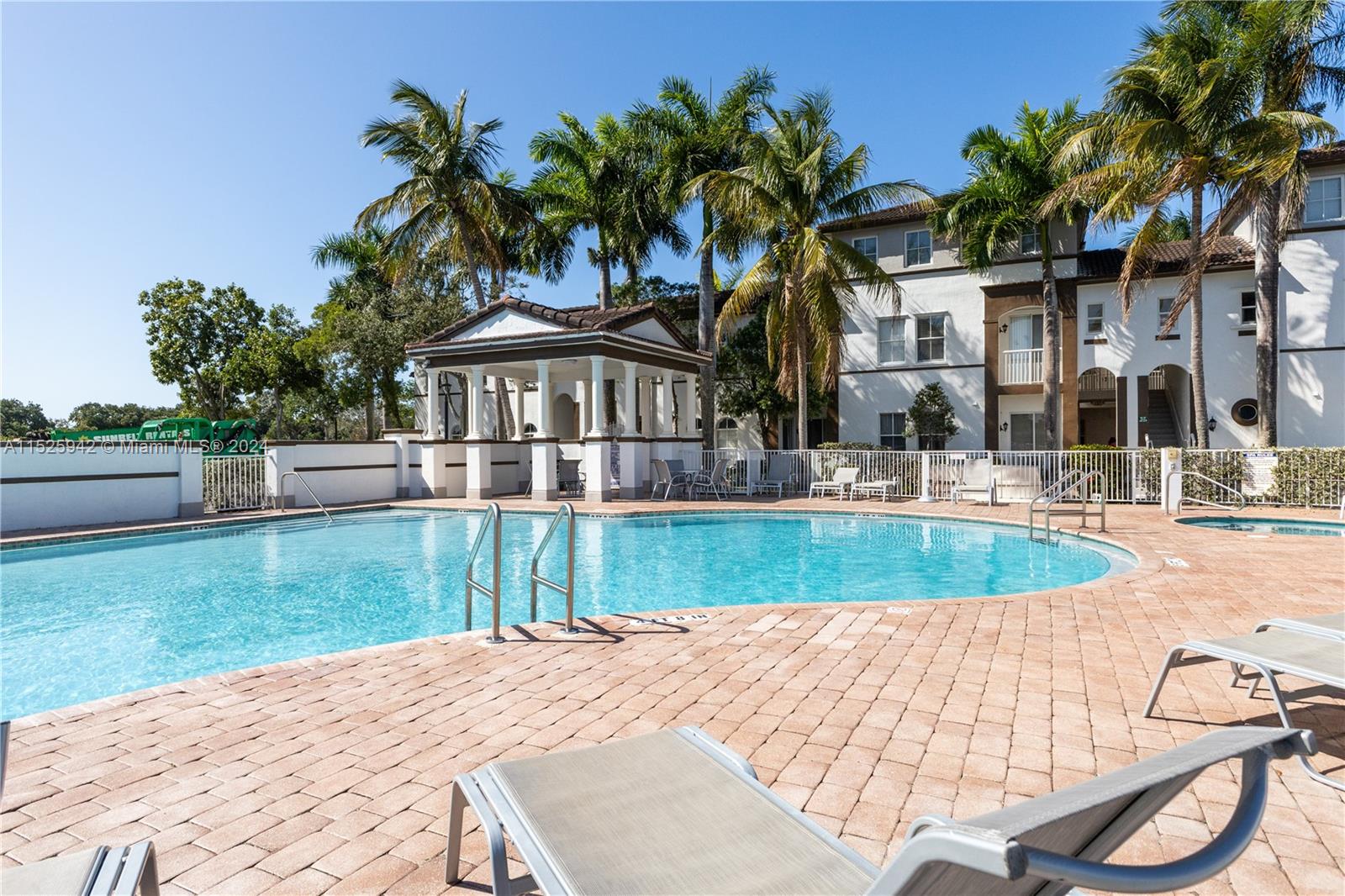 COURTYARDS TWO CONDO - Residential Lease