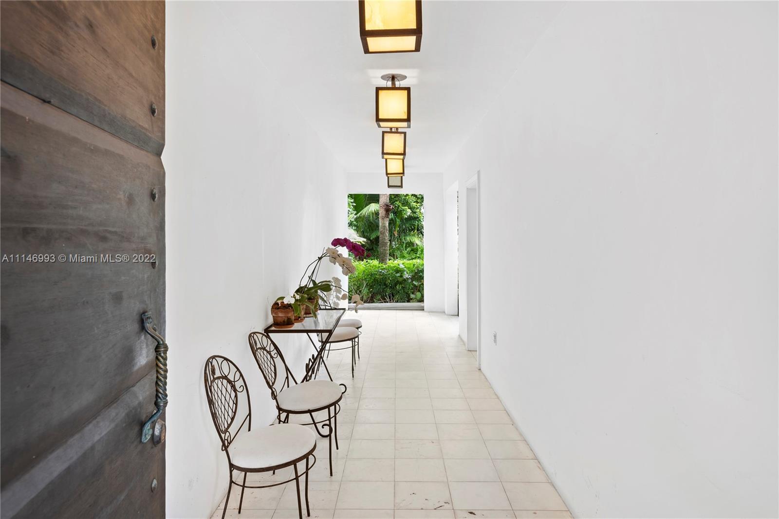 GOLDEN BEACH SEC C - Residential