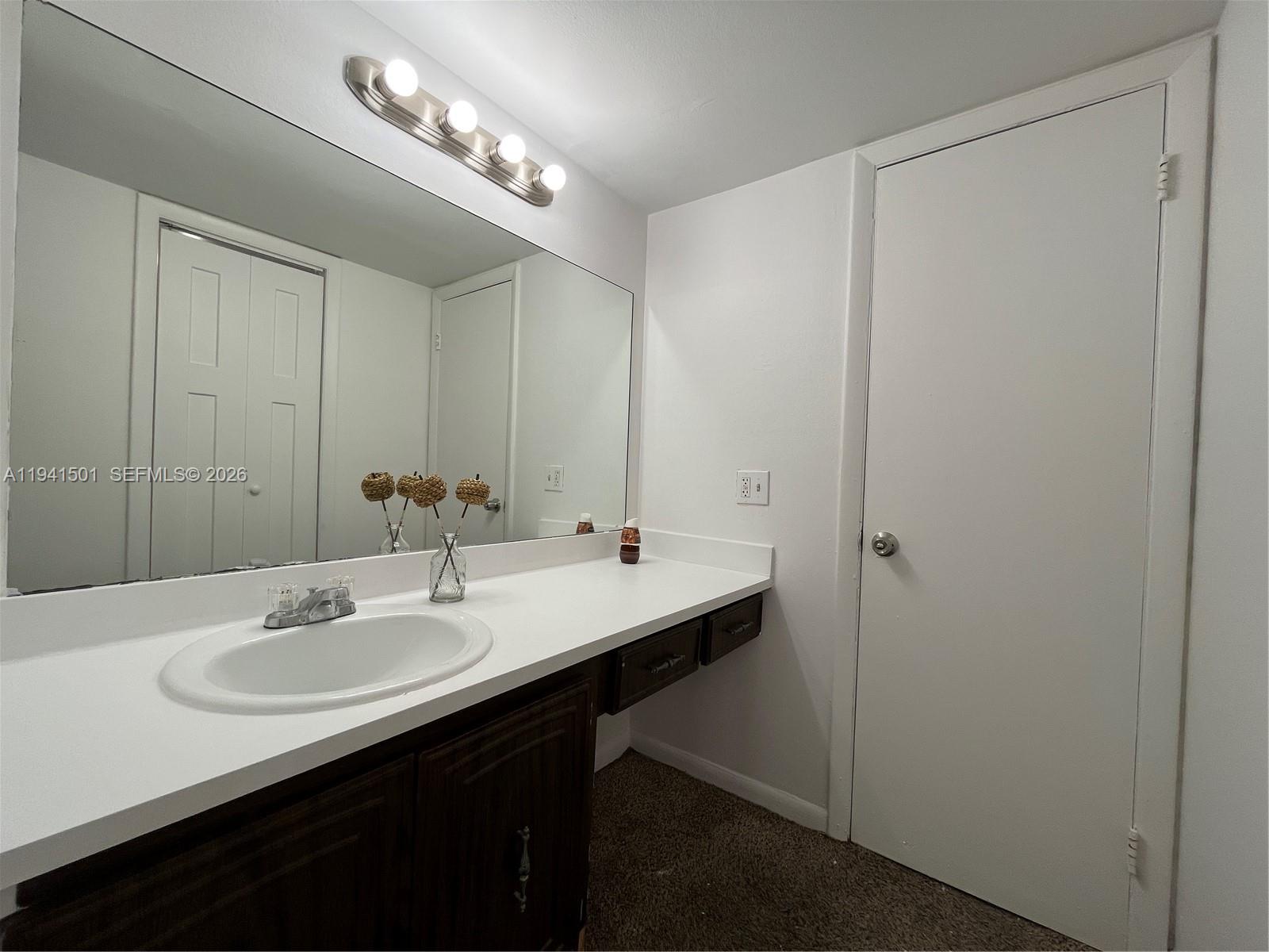 MONTECARLO CONDO - Residential