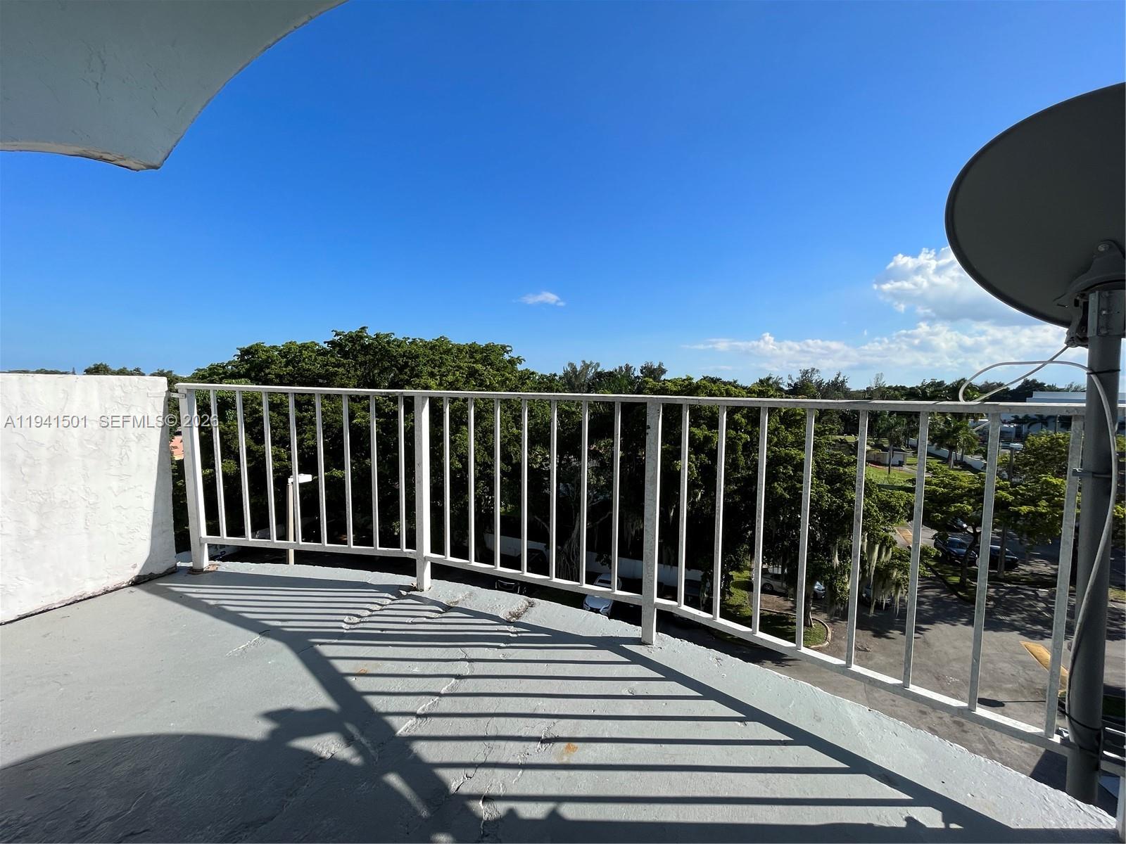MONTECARLO CONDO - Residential