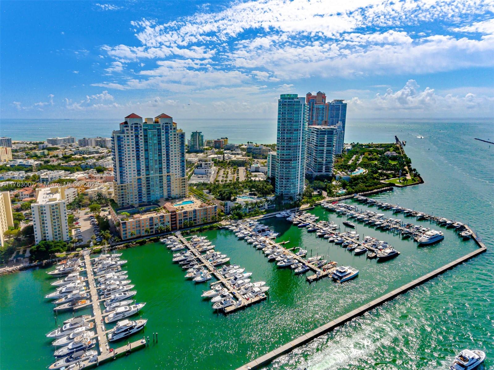 Yacht Club - Residential