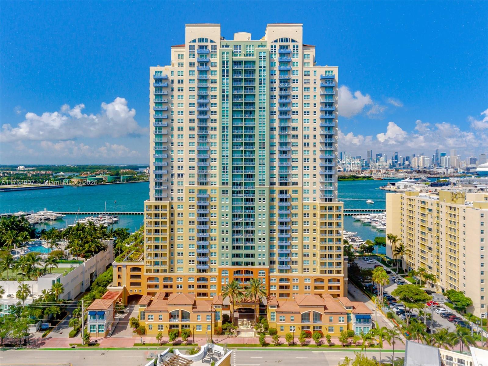 Yacht Club - Residential