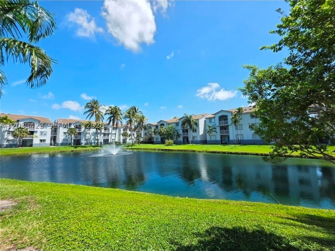 ROYAL GRAND CONDO - Residential Lease