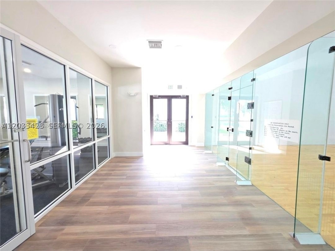 ROYAL GRAND CONDO - Residential Lease