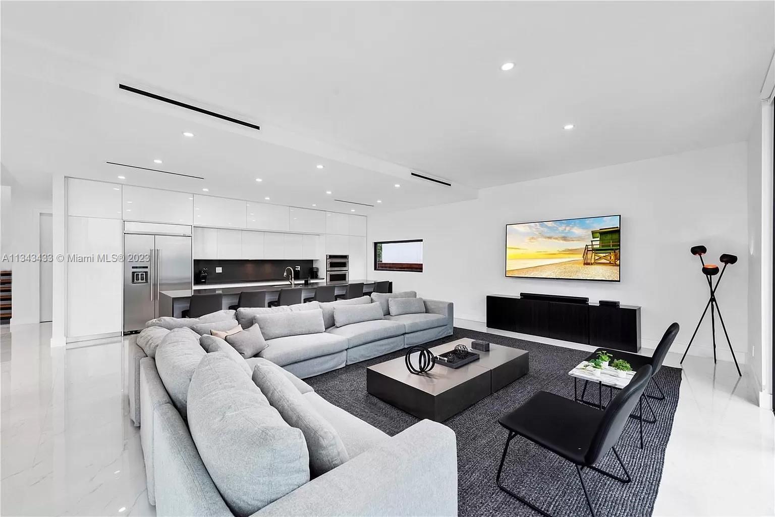 MARINA LAKES 1ST ADDN - Residential