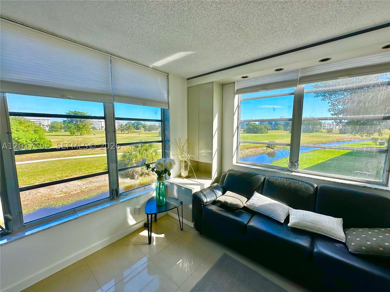 NO 34 PALM-AIRE COUNTRY C - Residential