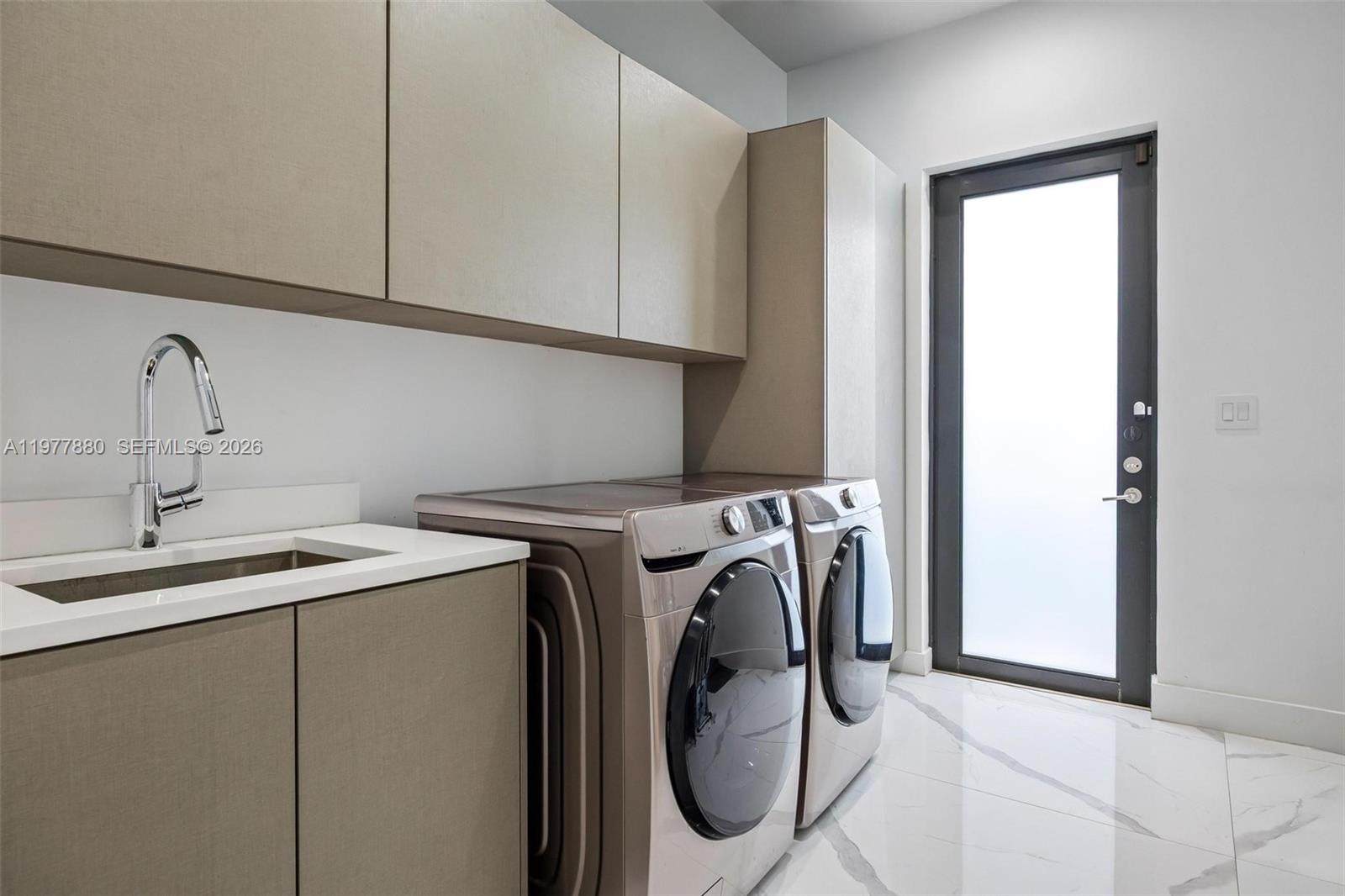 EASTERN SHORES 1ST ADDN - Residential Lease