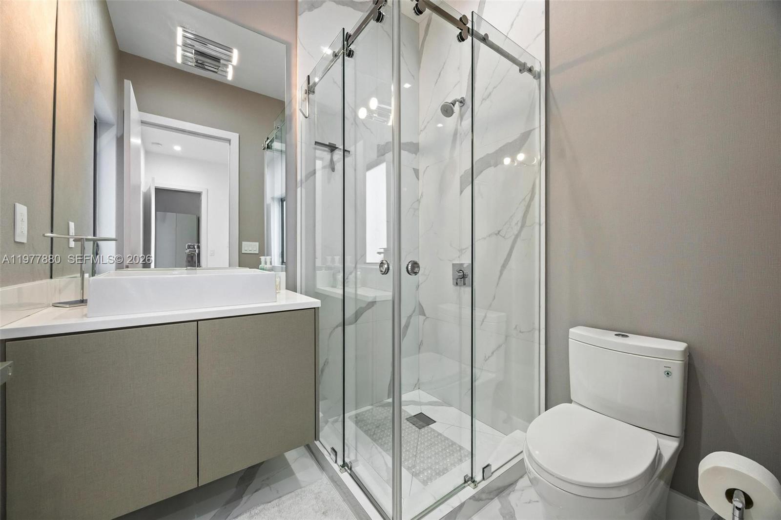 EASTERN SHORES 1ST ADDN - Residential Lease