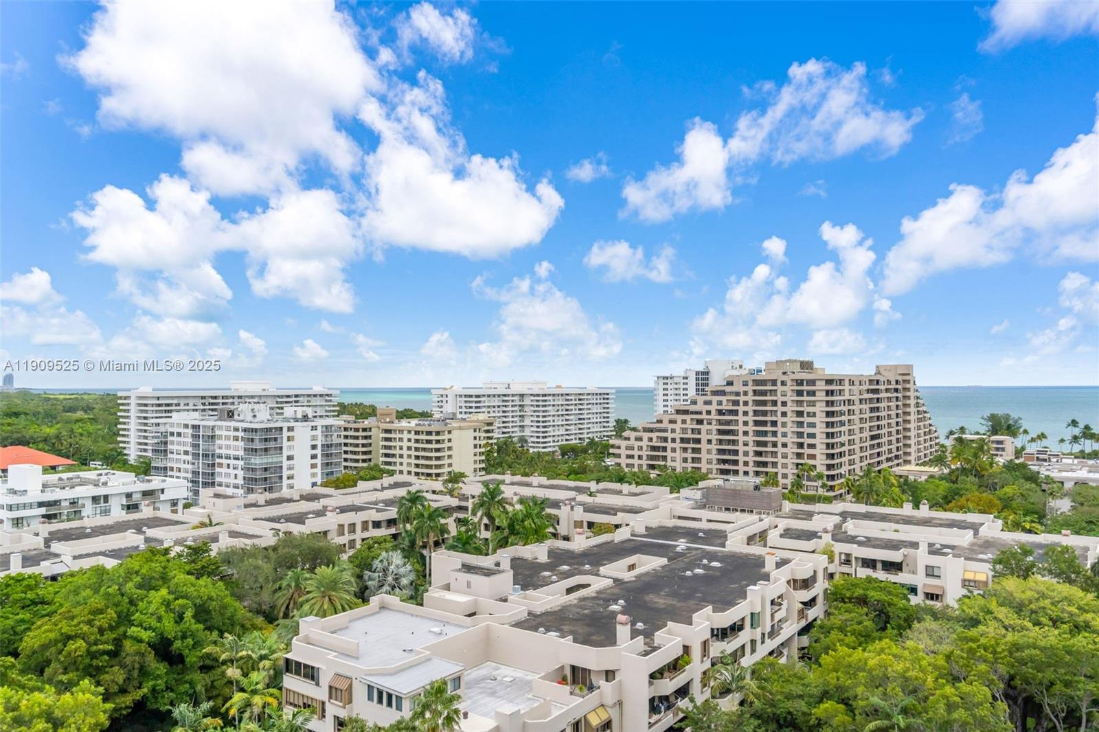 THE EMERALDBAY @ KEY COLO - Residential