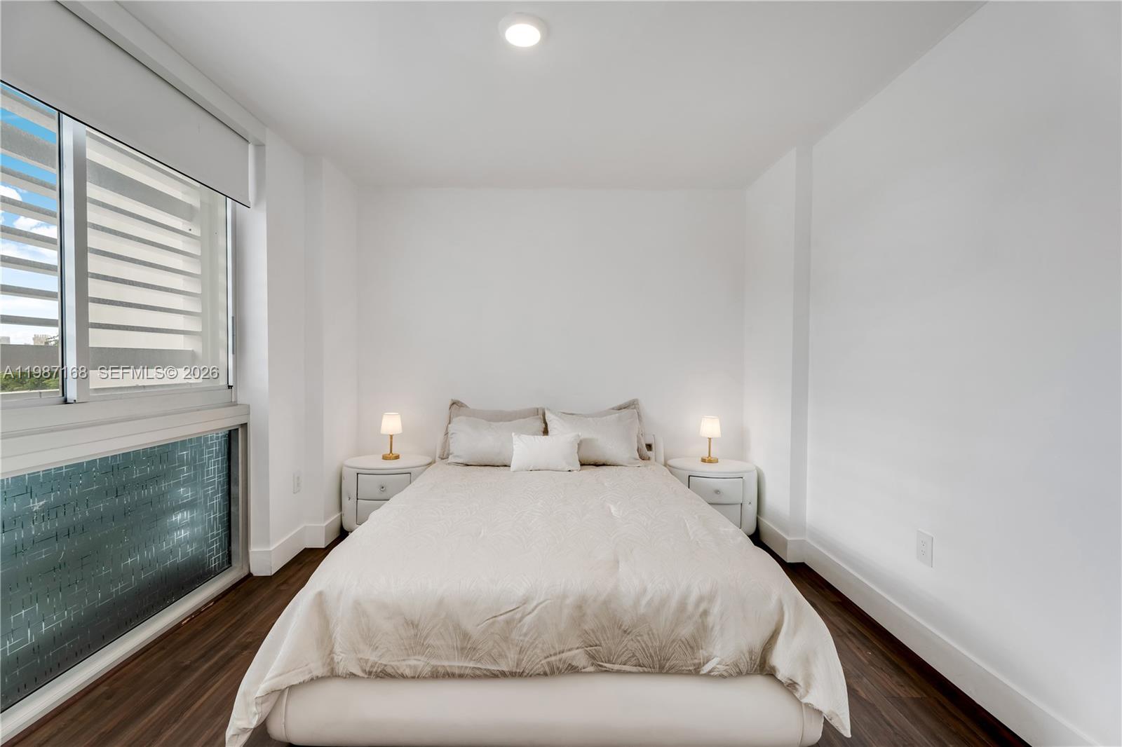 THE IVORY RESIDENCE CONDO - Residential