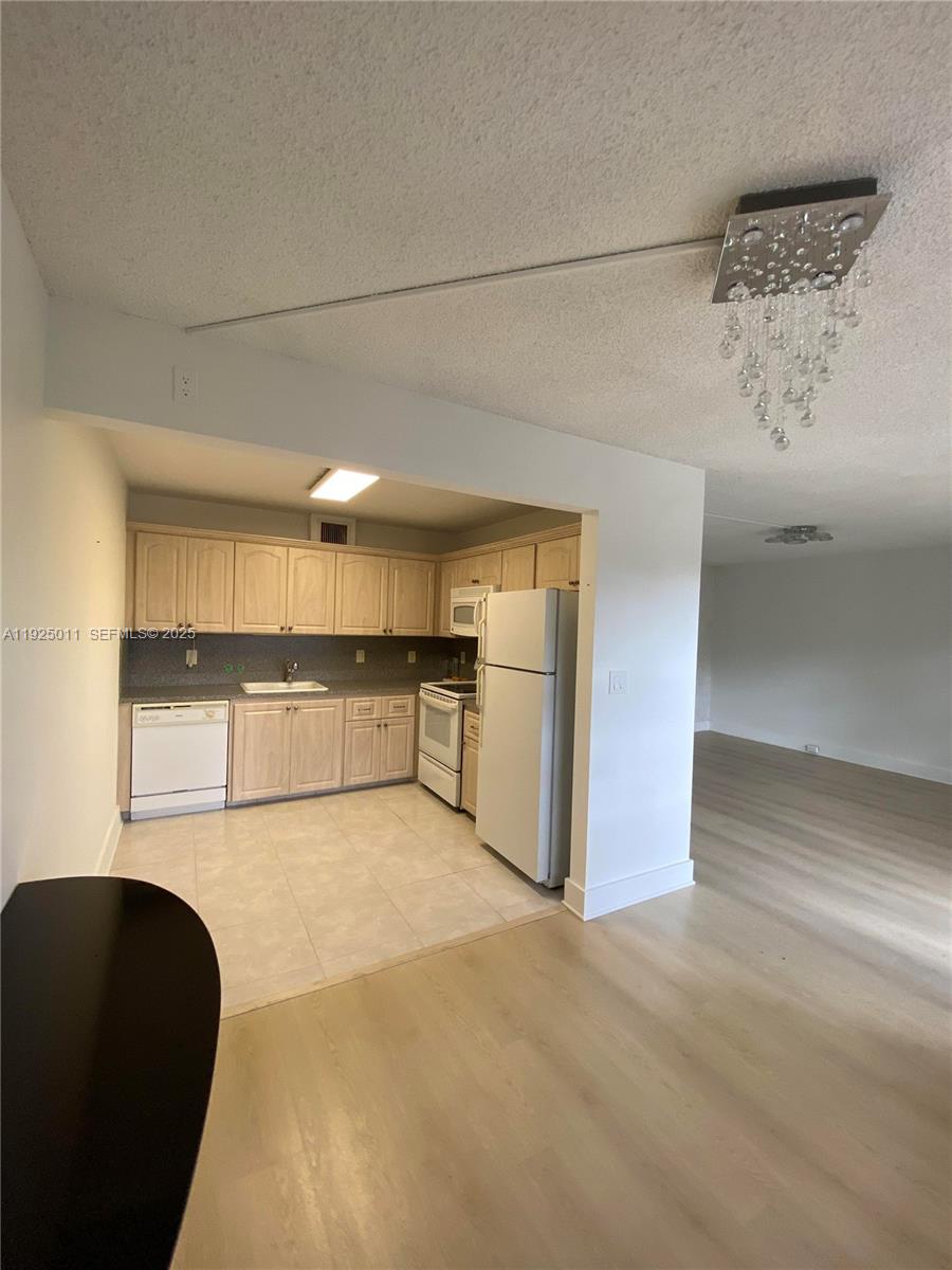 BERMUDA VILLAGE C CONDO - Residential