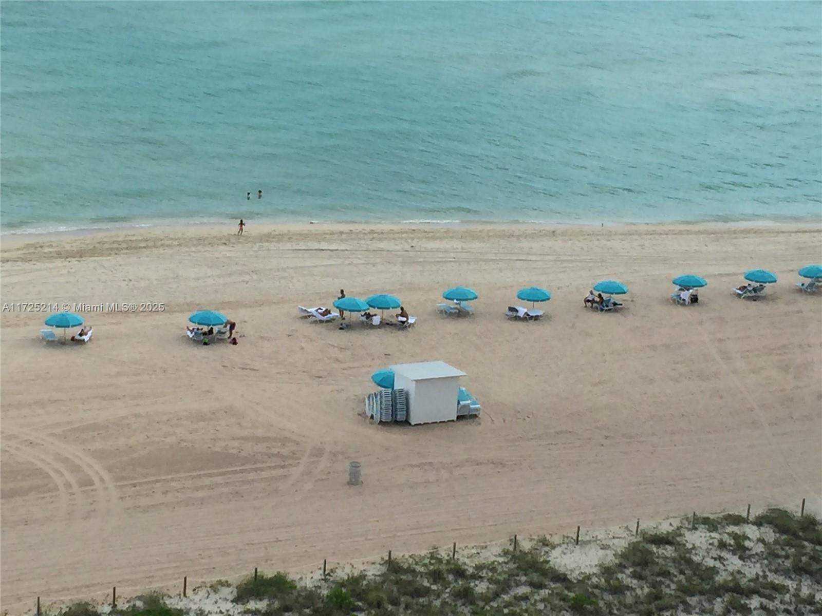 ARLEN BEACH CONDO - Residential