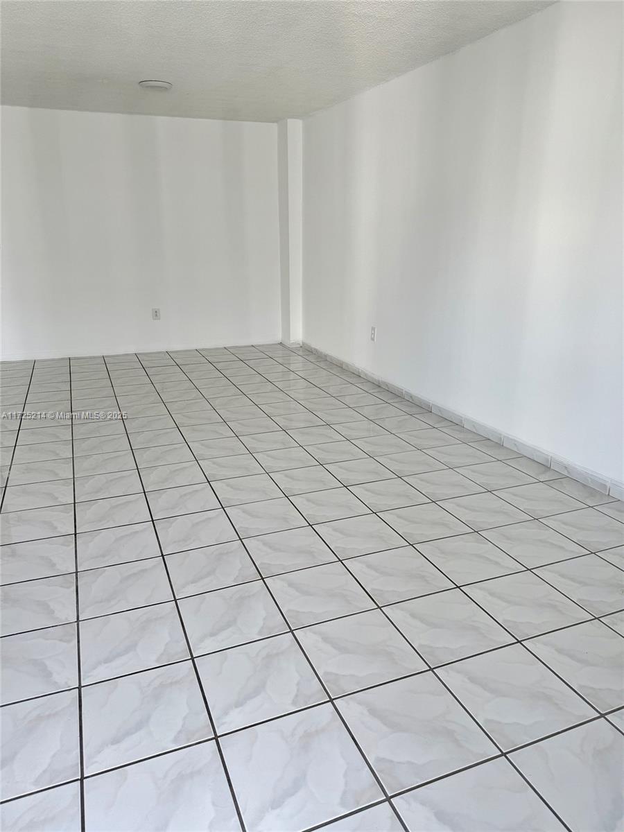 ARLEN BEACH CONDO - Residential