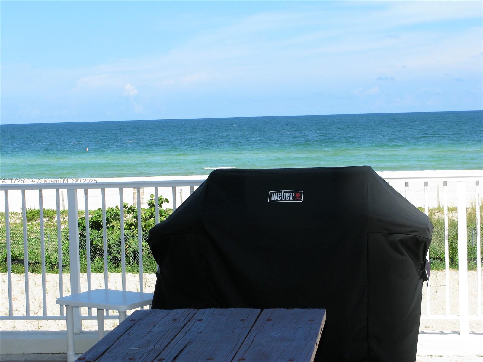 ARLEN BEACH CONDO - Residential