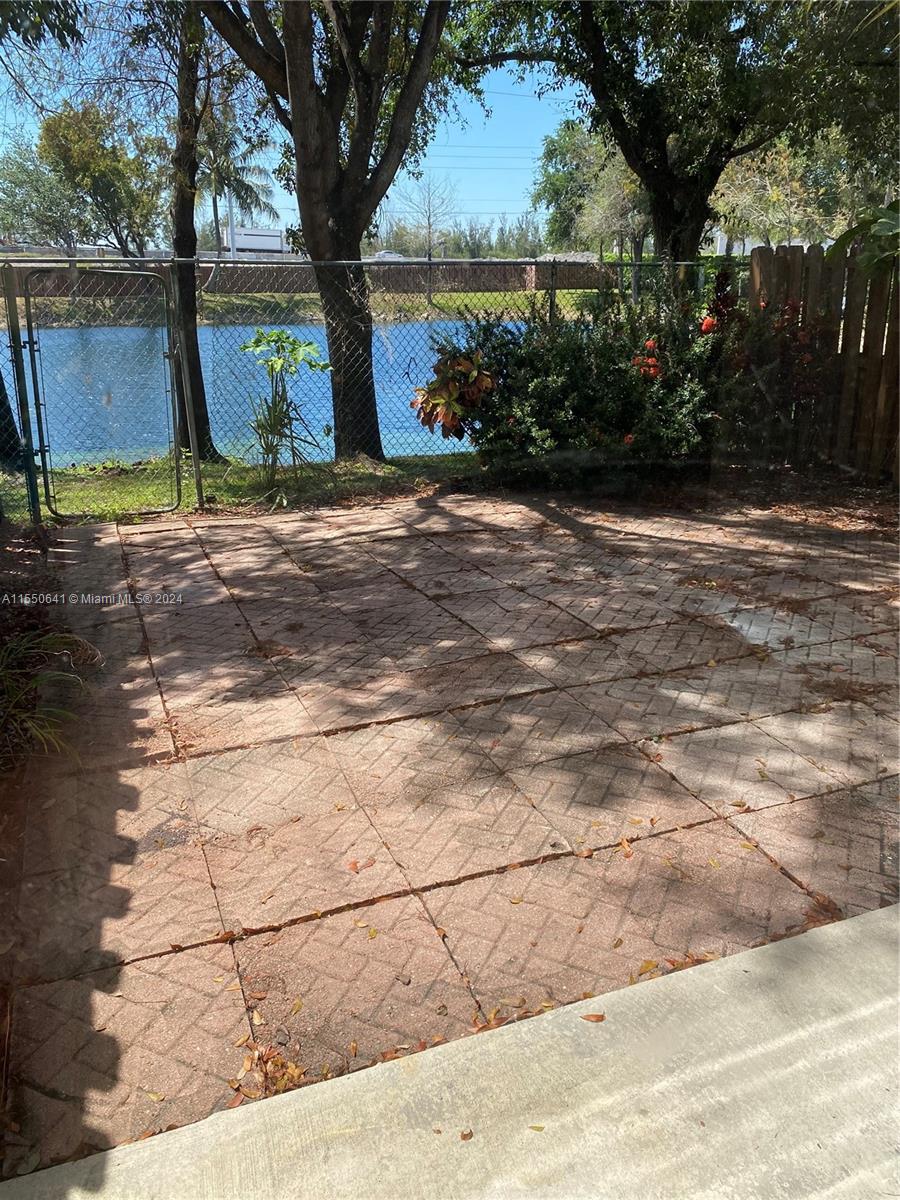 SANDCASTLES AT DORAL - Residential Lease
