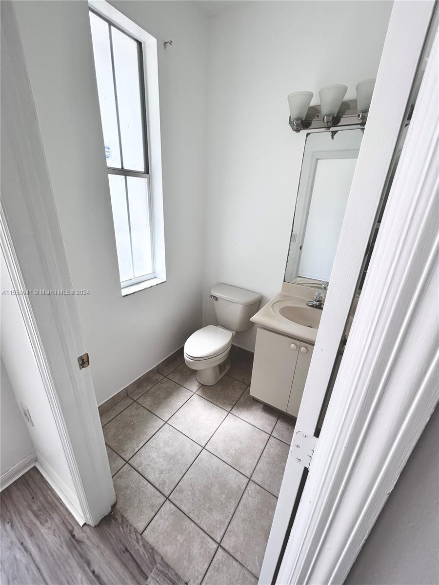 SANDCASTLES AT DORAL - Residential Lease