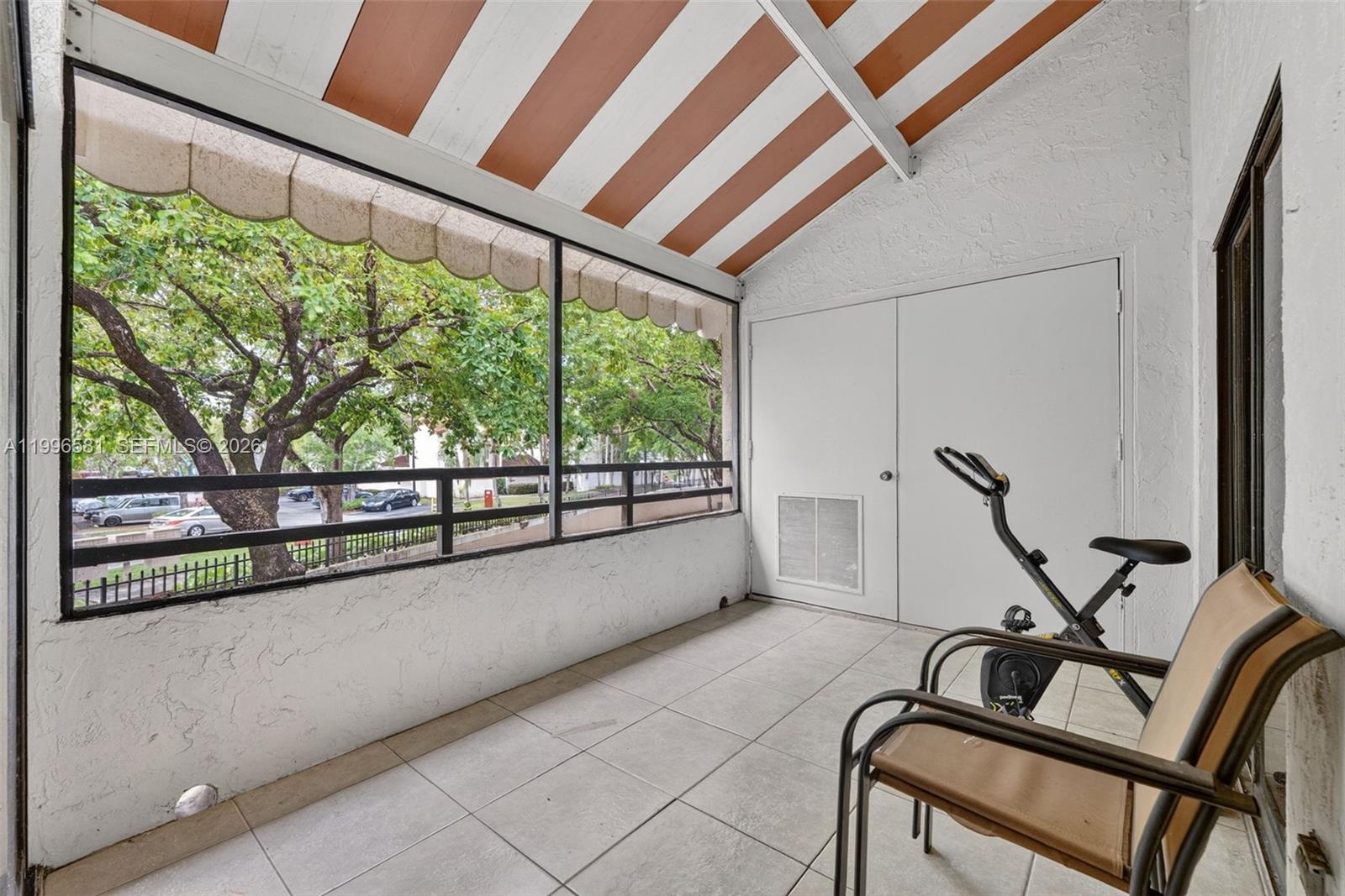 QUATRAINE CONDO I PH I - Residential