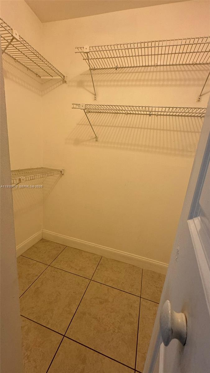 HAMMOCKS SEC 2 - Residential Lease