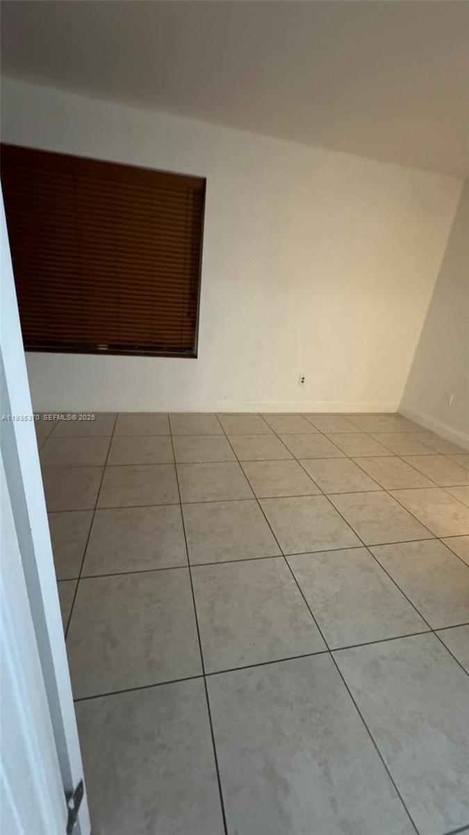 HAMMOCKS SEC 2 - Residential Lease