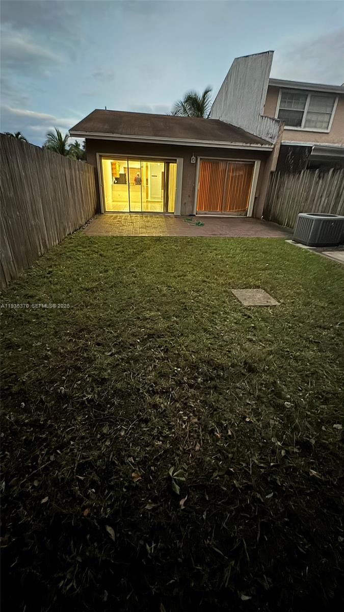 HAMMOCKS SEC 2 - Residential Lease