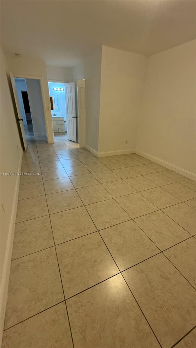 HAMMOCKS SEC 2 - Residential Lease