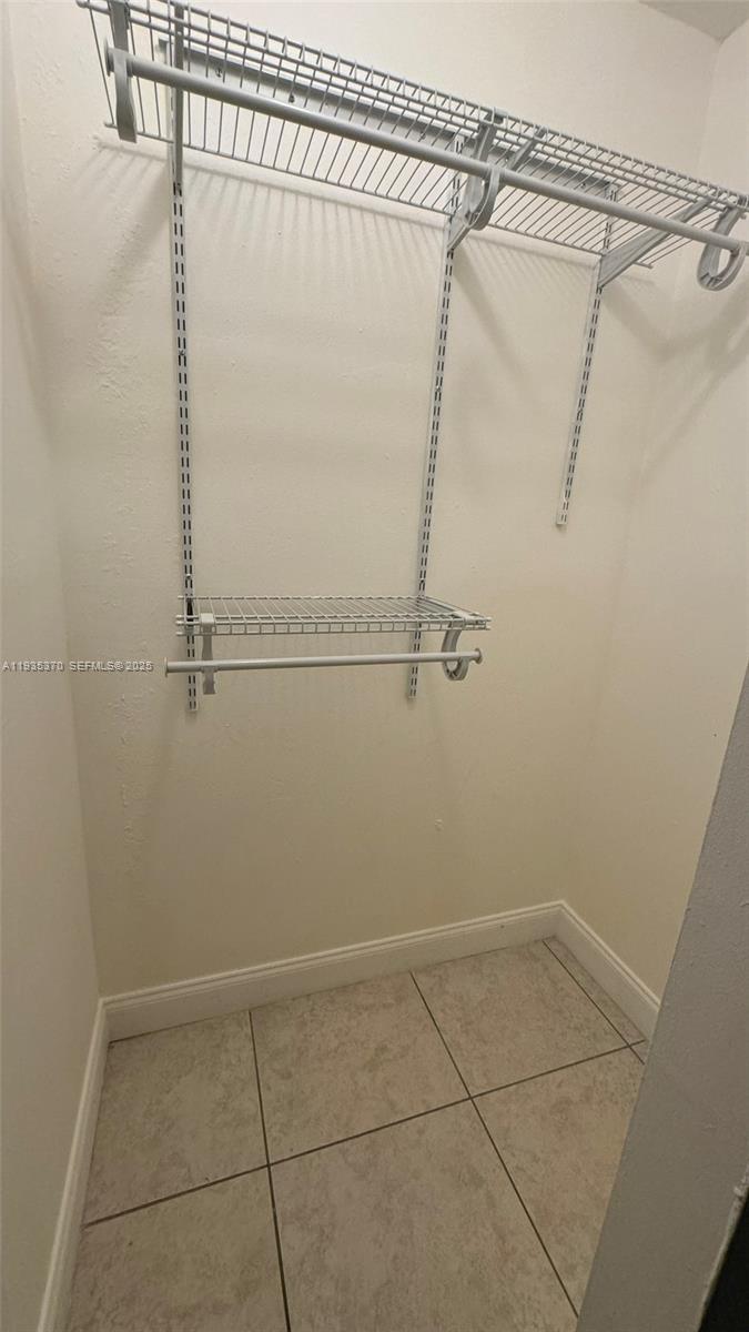 HAMMOCKS SEC 2 - Residential Lease