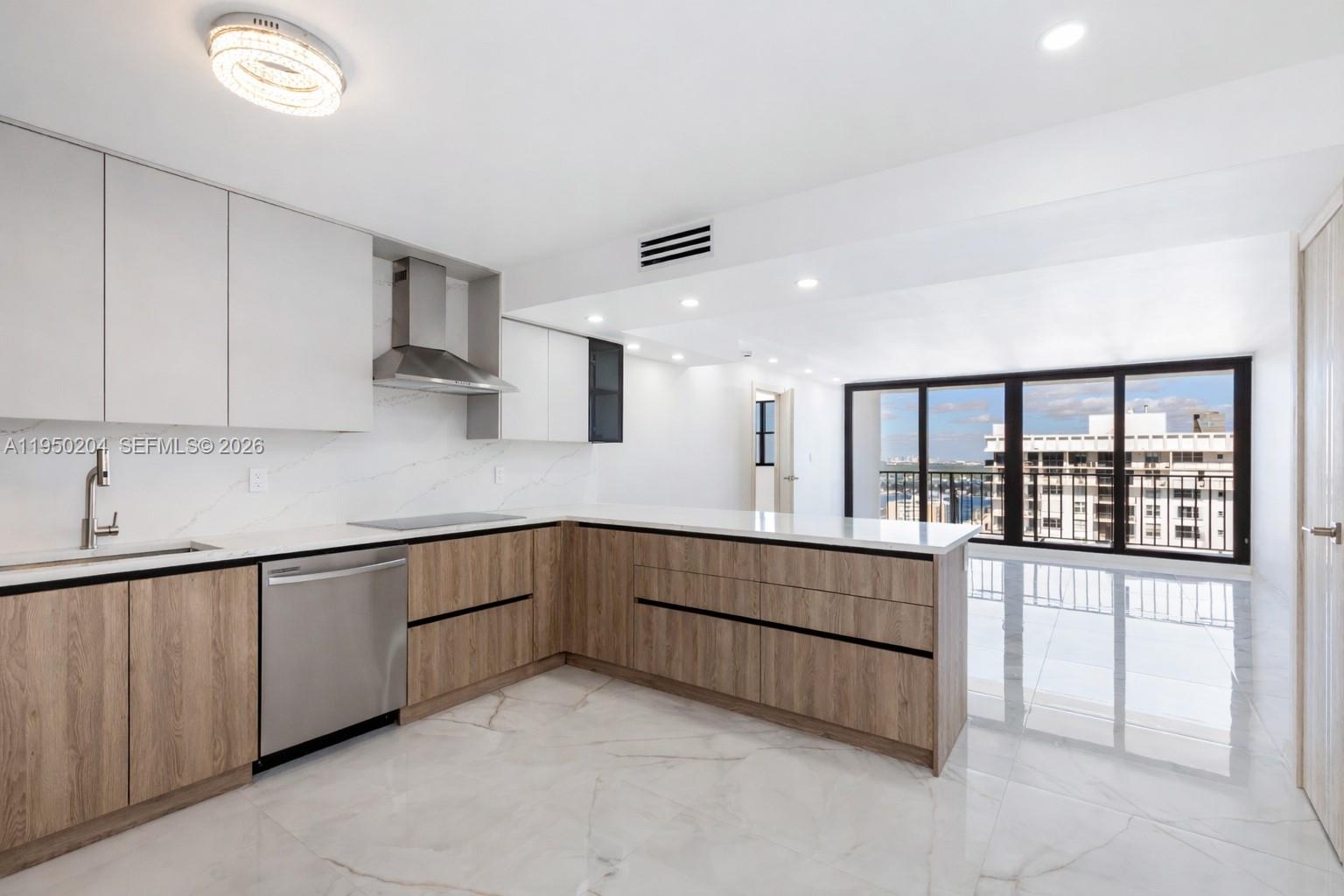 BRITANNIA AT QUADOMAIN CO - Residential