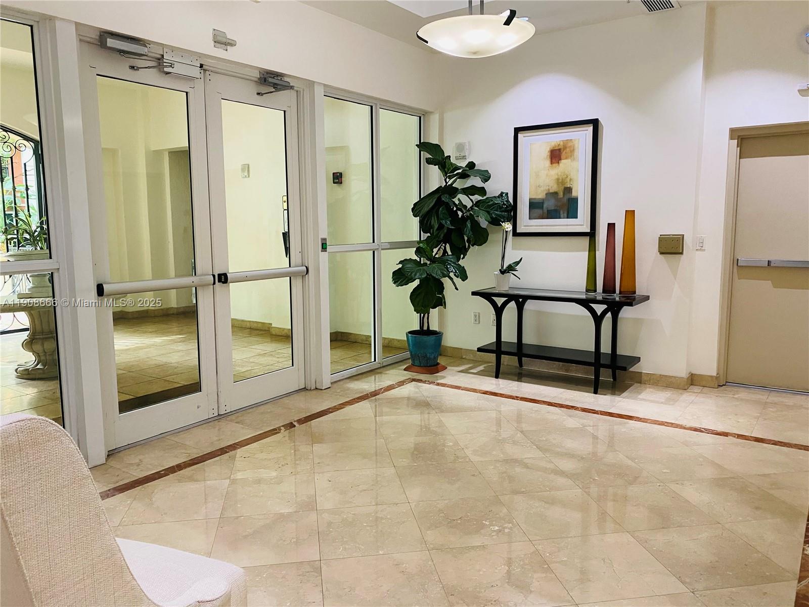 VILLA CALABRIA CONDO - Residential