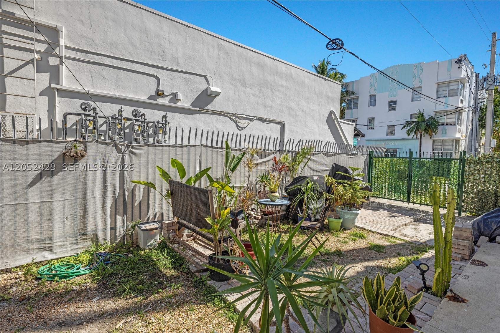 BEACHGARDENS CONDO - Residential Lease