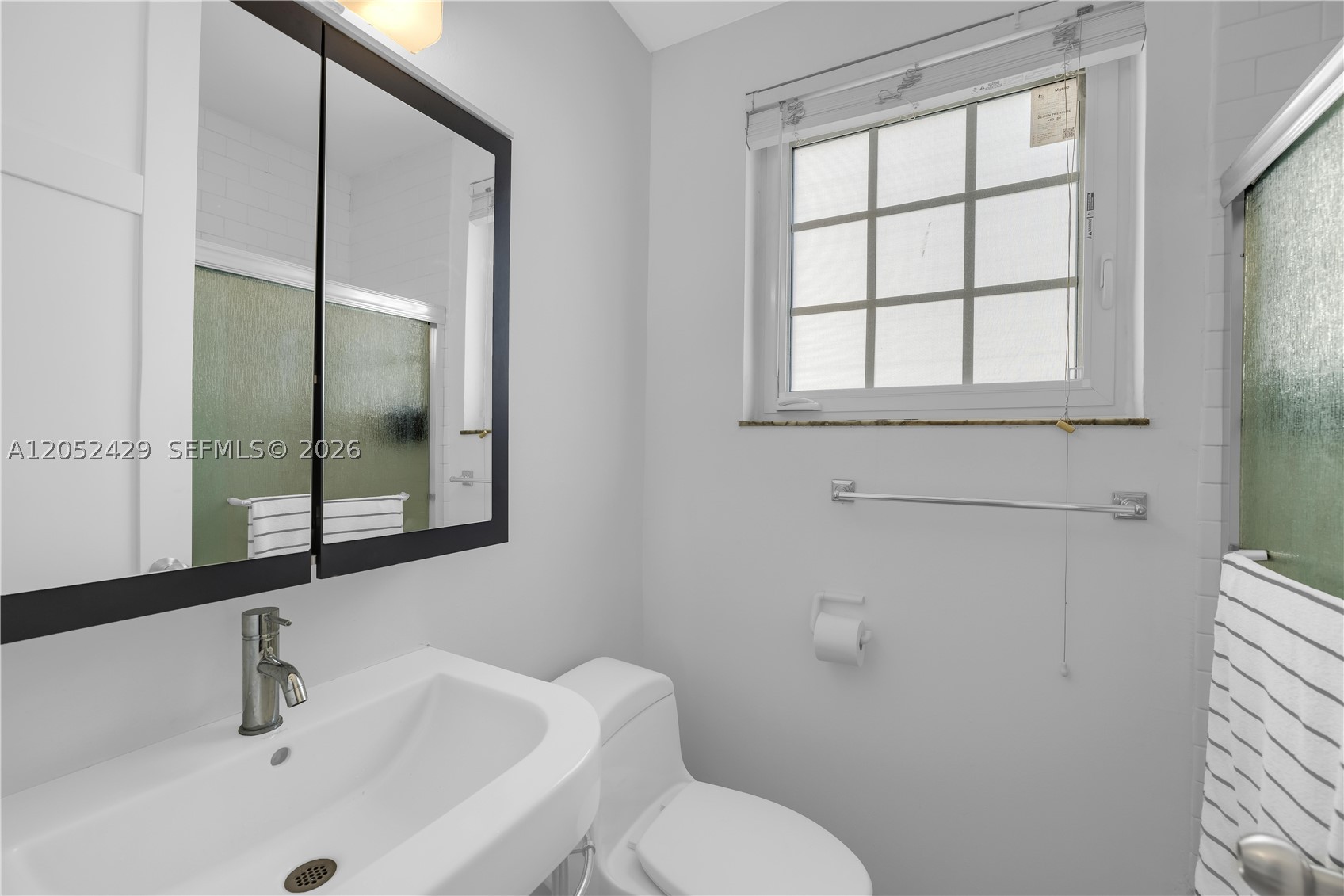 BEACHGARDENS CONDO - Residential Lease