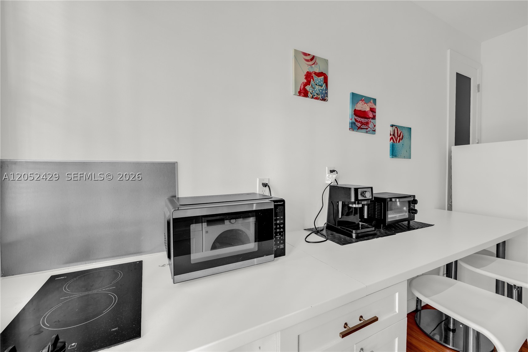 BEACHGARDENS CONDO - Residential Lease