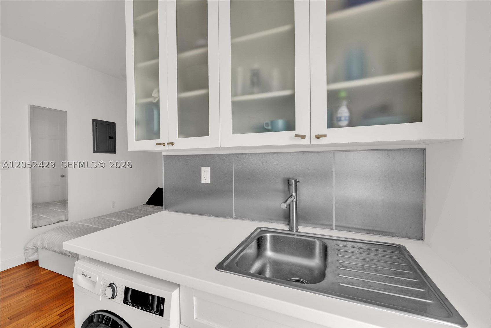BEACHGARDENS CONDO - Residential Lease