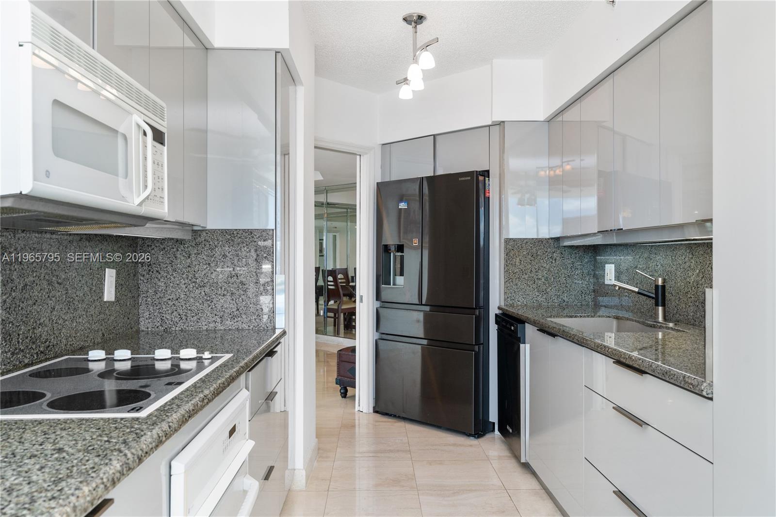 OCEANIA IV CONDO - Residential
