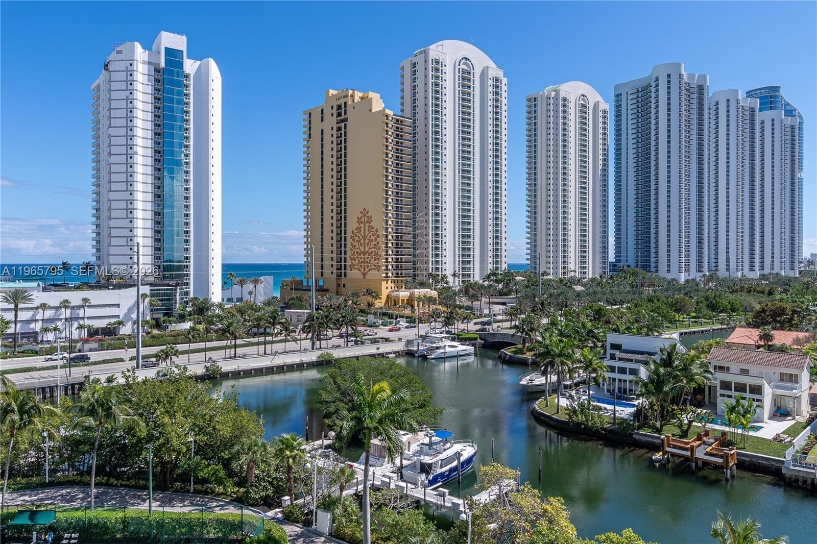 OCEANIA IV CONDO - Residential