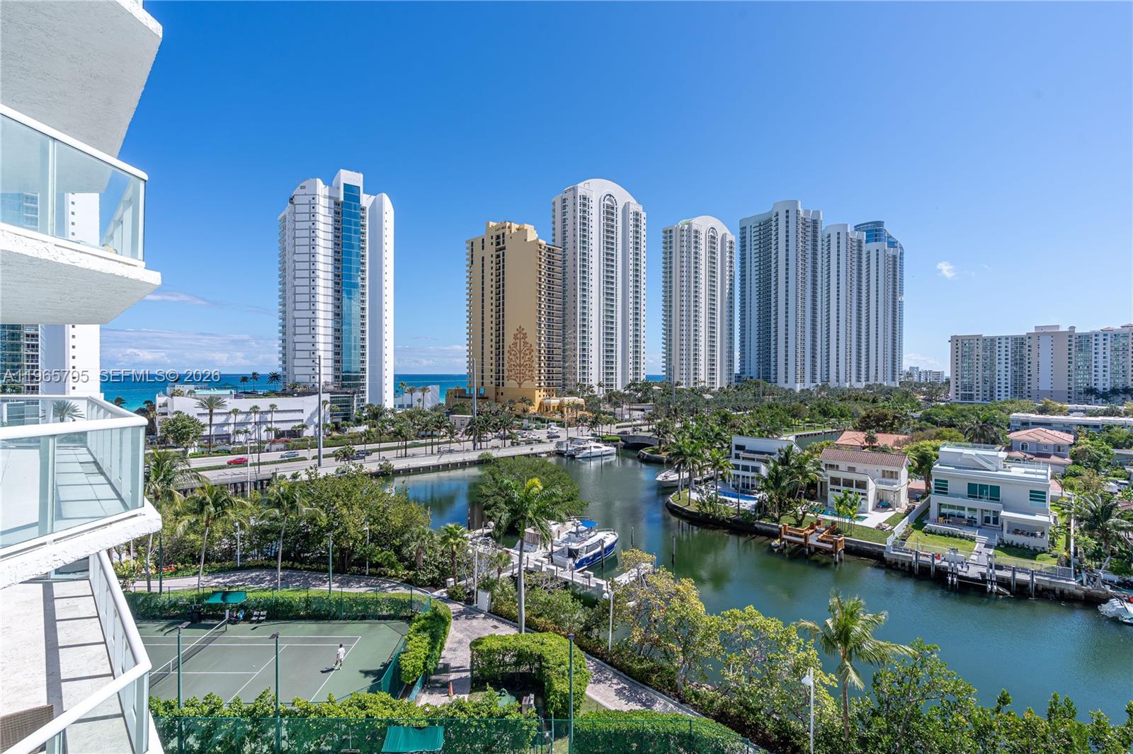OCEANIA IV CONDO - Residential
