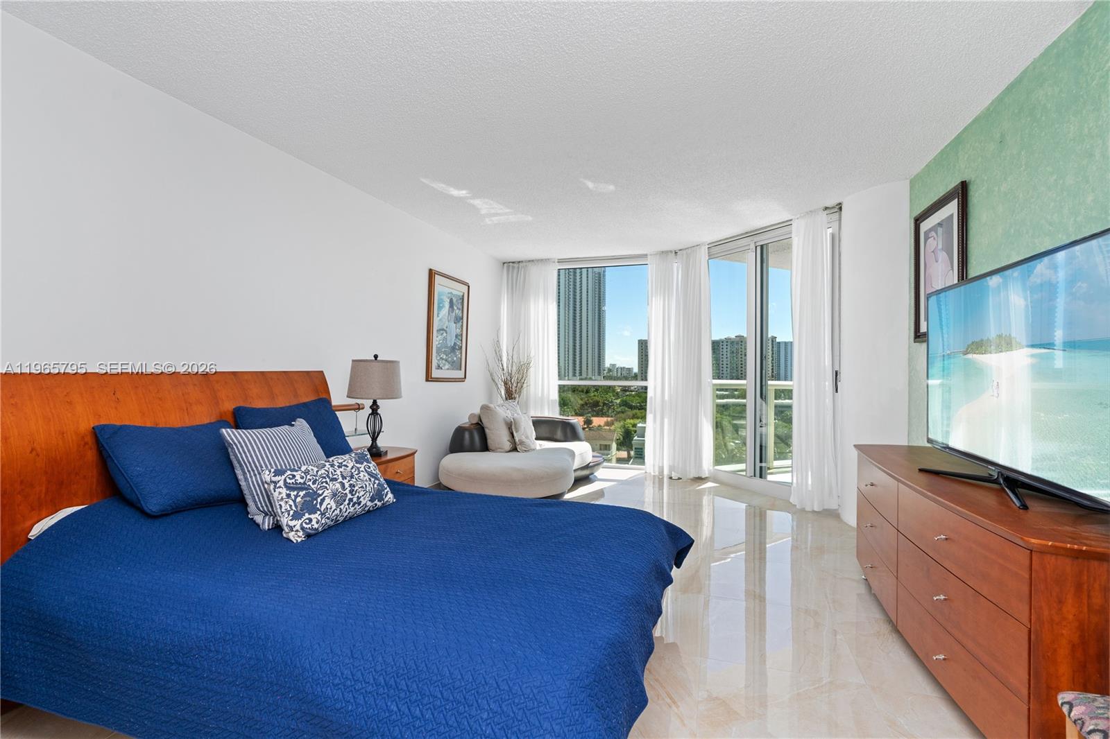 OCEANIA IV CONDO - Residential