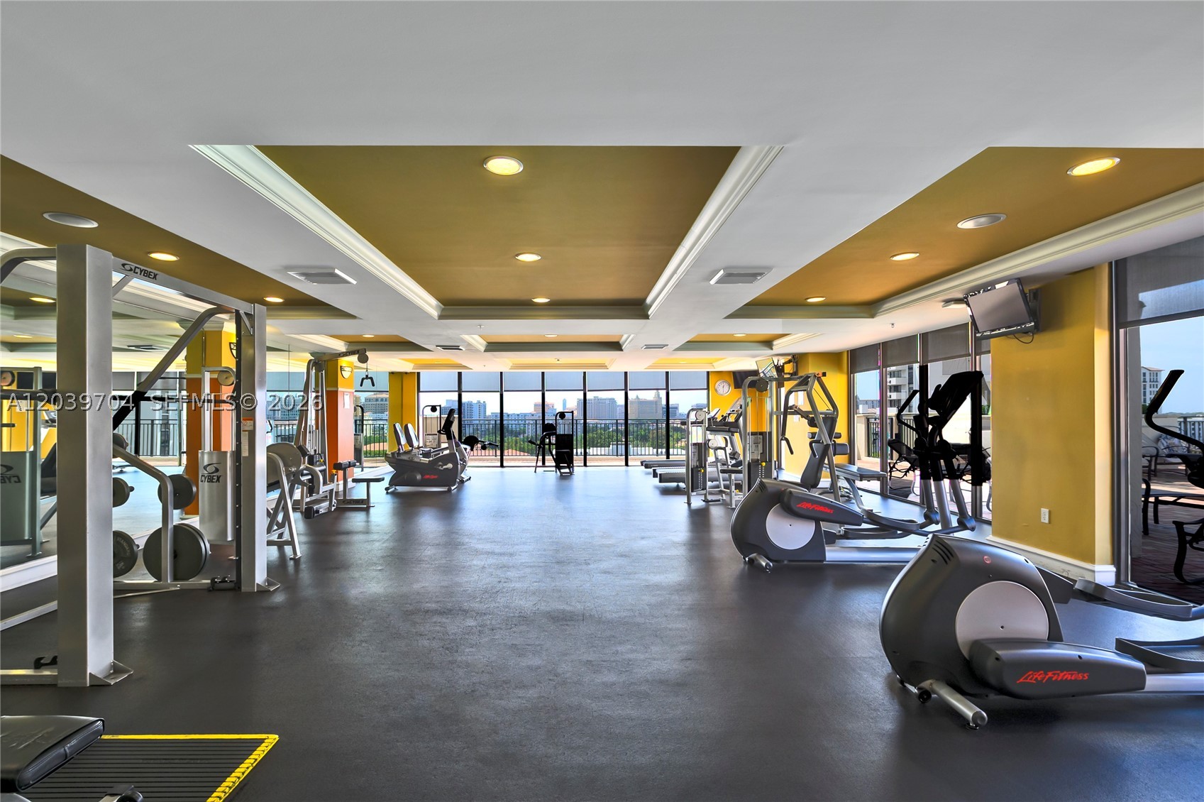 PUERTA DE PALMAS CONDO - Residential Lease